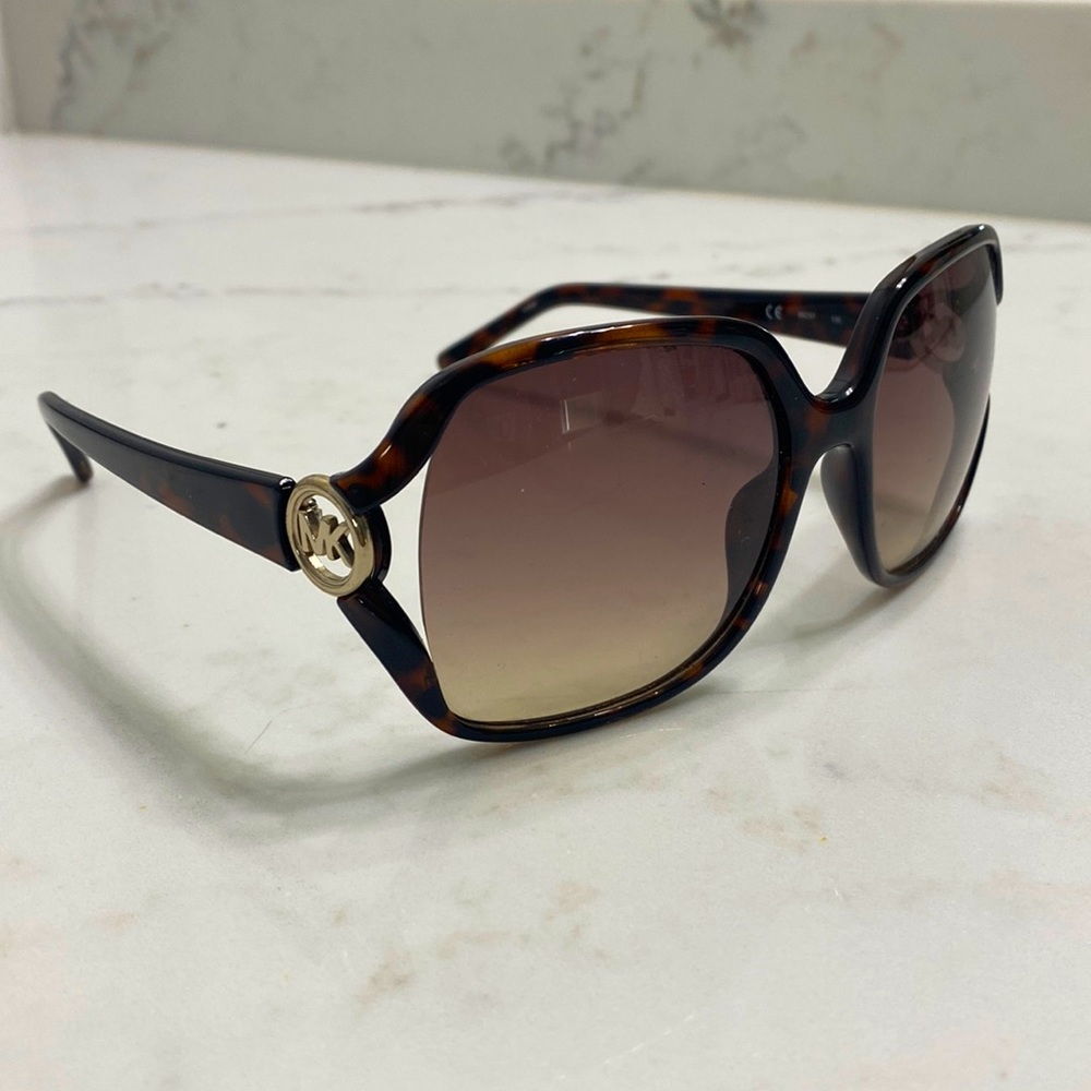Michael Kors Sunglasses! ☀️